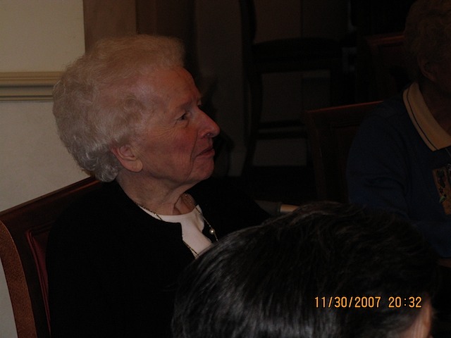 AUNT JANE'S 90TH BDAY 002