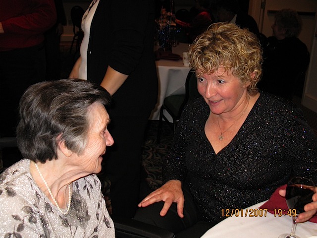 AUNT JANE'S 90TH BDAY 080